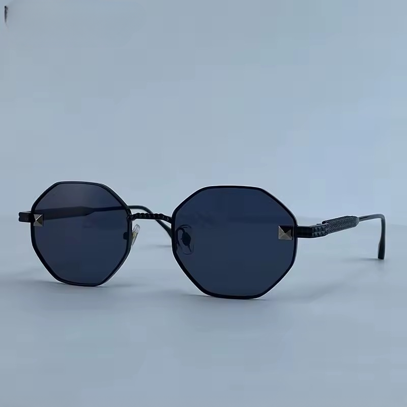 Vintage Oversized Steampunk Metal Frame Square Sunglass For Classic Shades - Image 5