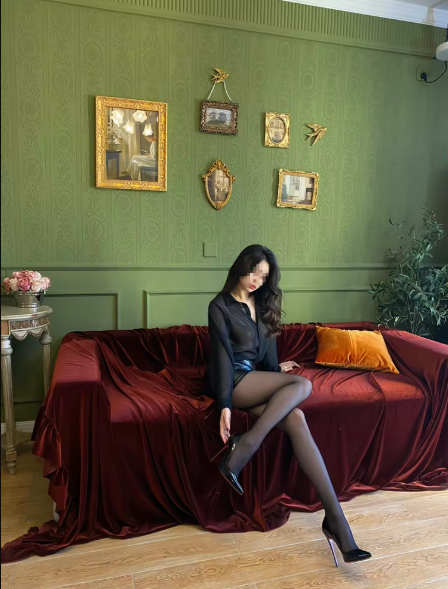 Patent Leather Temperament Pointed Shallow Mouth High Heels - Image 2