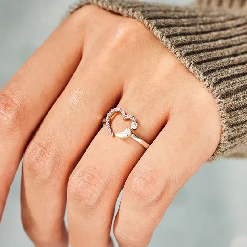 Romantic Heart Shaped Exquisite Cubic Zirconia Finger Rings