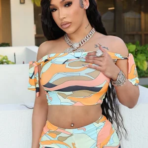 Trendy Colorful Print Bandage Straps Slash Neck Crop Tops And Skinny Shorts 2 Piece Set