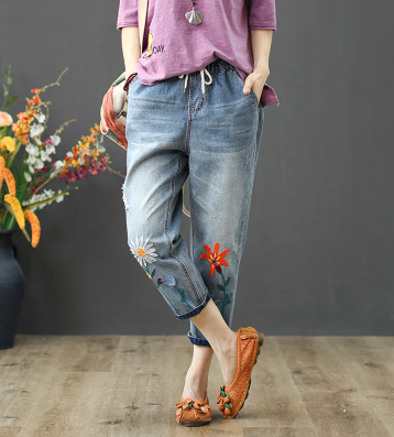 Vintage Lace up Floral Embroidery Ripped Denim Loose Jeans Streetwear