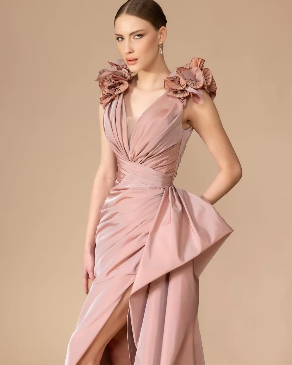 Classic Pleat Flower A-line V-neck Sleeveless Cocktail Long Maxi Dresses - Image 4