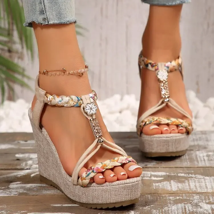 Beach Style Slip-On Mesh Thick Sole Clip Toe Design High Heels Sandals - Image 3