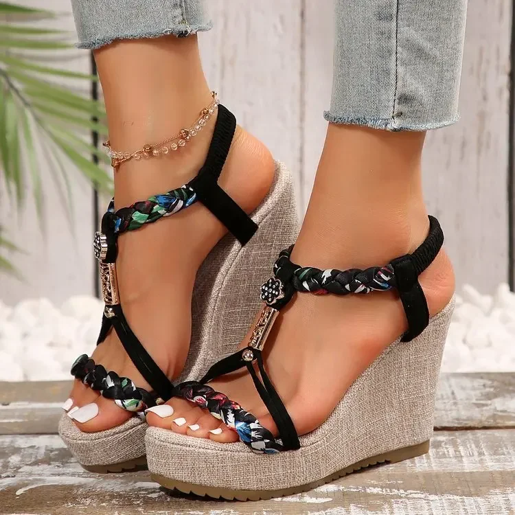 Beach Style Slip-On Mesh Thick Sole Clip Toe Design High Heels Sandals - Image 7