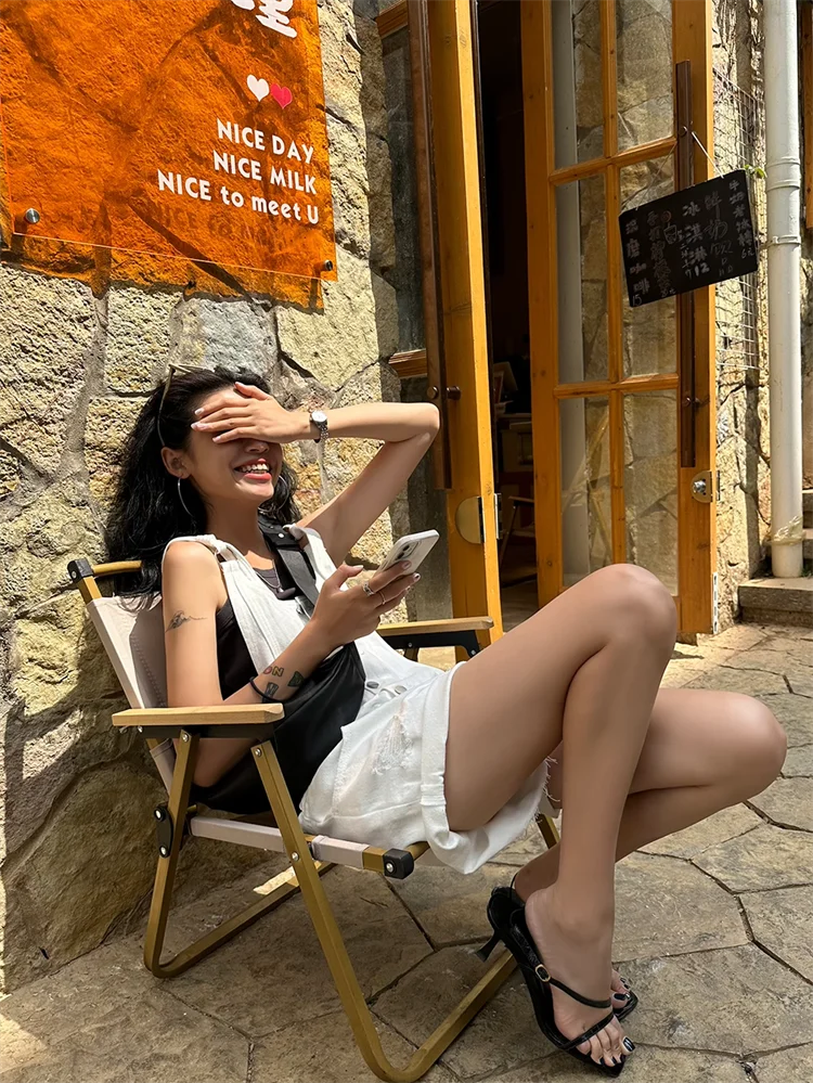 Broken Hole Denim Suspender Retro Washed Loose Suspender One-Piece Wide Leg Shorts - Image 16