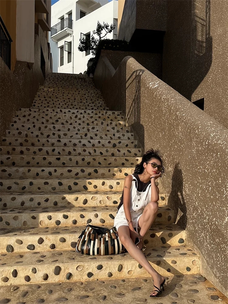 Broken Hole Denim Suspender Retro Washed Loose Suspender One-Piece Wide Leg Shorts - Image 17