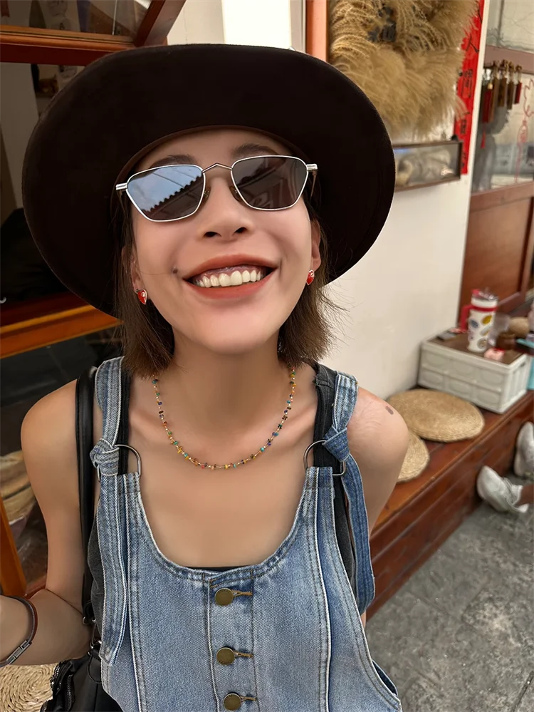 Broken Hole Denim Suspender Retro Washed Loose Suspender One-Piece Wide Leg Shorts - Image 9