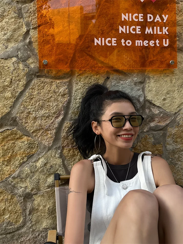 Broken Hole Denim Suspender Retro Washed Loose Suspender One-Piece Wide Leg Shorts - Image 18