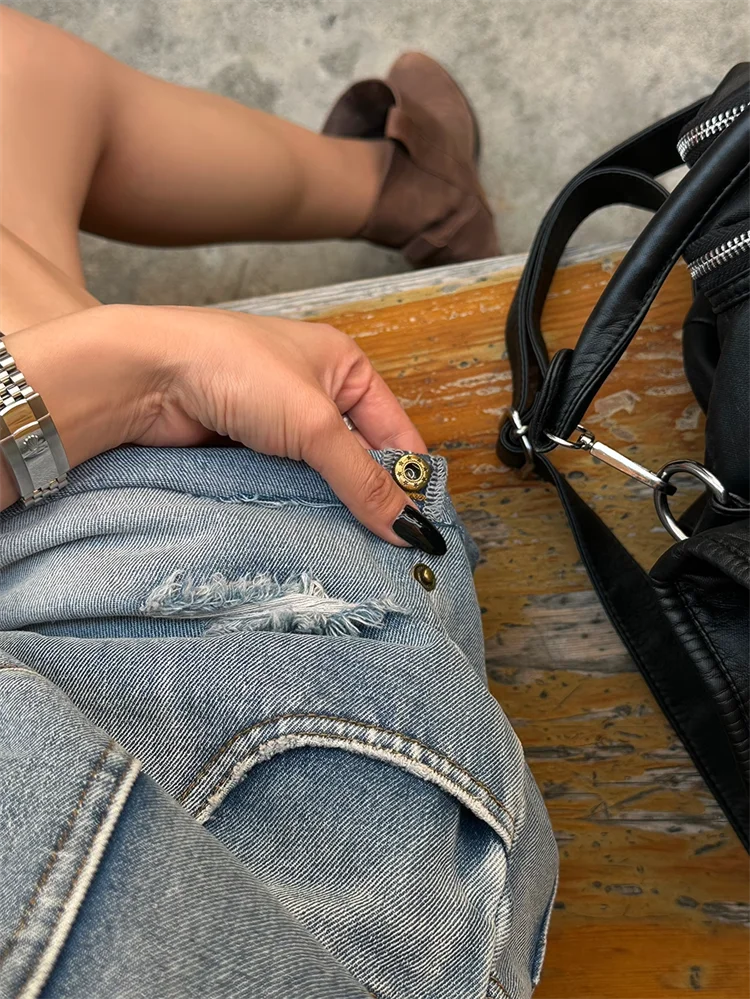 Broken Hole Denim Suspender Retro Washed Loose Suspender One-Piece Wide Leg Shorts - Image 7