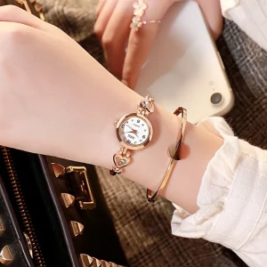 Casual Alloy Round Heart Hidden Clasp Bracelet Quartz Watch