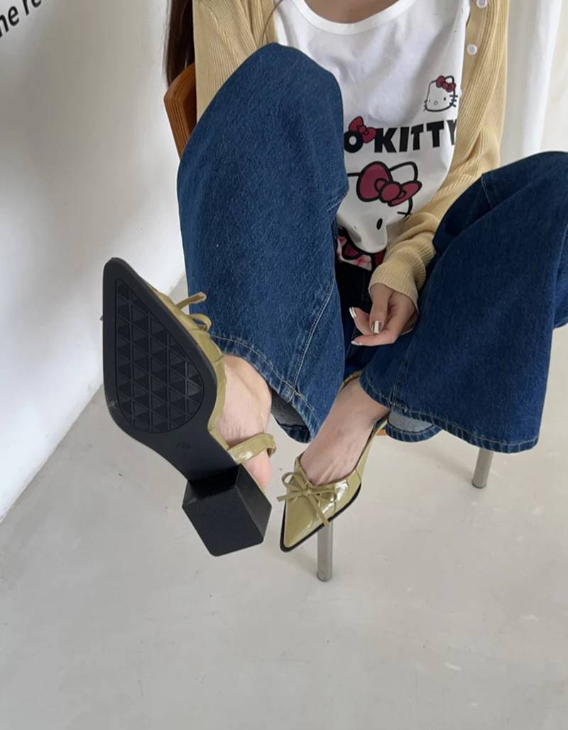 Casual Butterfly-knot Pointed Toe Low Heel Street Style Sling-backs Sandals - Image 2
