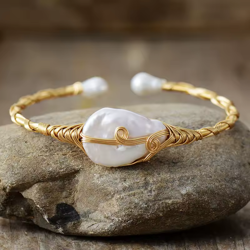 Casual Designer Handmaded Baroque Pearl Copper Wire Wrapped Statement Cuff Bracelet