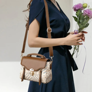 Casual Hand-Held Buckle Small Square Stylish And Versatile Crossbody Bag