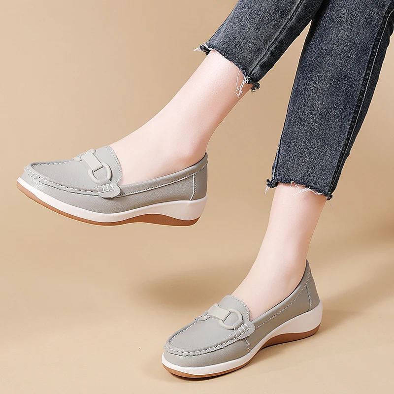 Casual Novelty Cow Leather Slip-On Round Toe Flat Shoes - Image 5