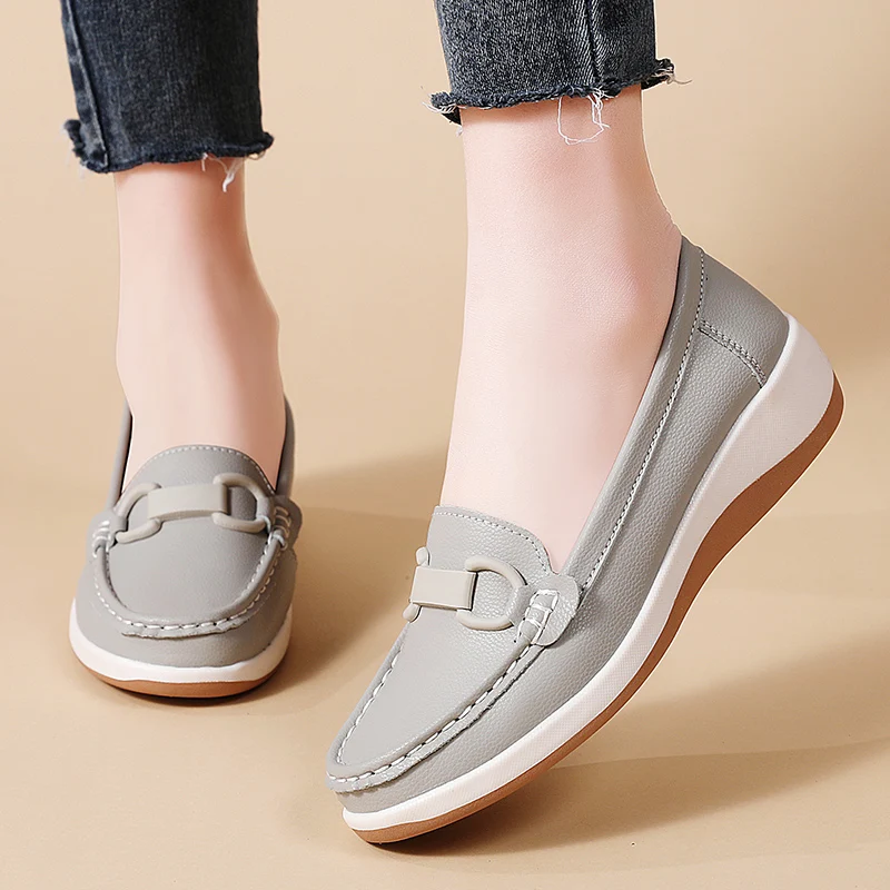 Casual Novelty Cow Leather Slip-On Round Toe Flat Shoes