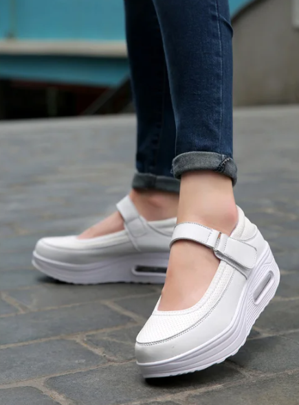Casual Soft-Soled Breathable Thick-Soled Non-Slip Non-Tiring Feet Shoes - Image 2