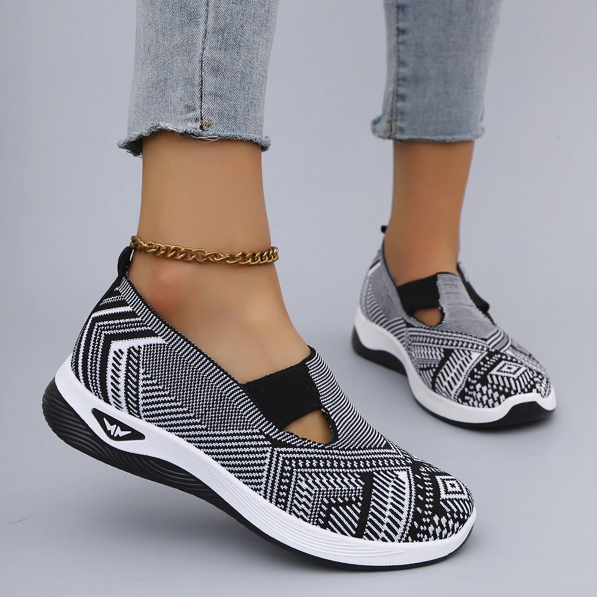 Casual Striped Breathable Shallow Cotton Mesh Slip-On Flat Shoes - Image 3