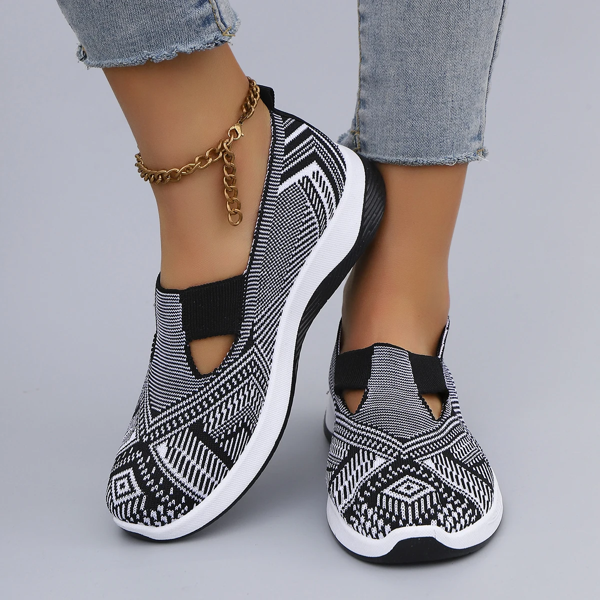 Casual Striped Breathable Shallow Cotton Mesh Slip-On Flat Shoes - Image 2