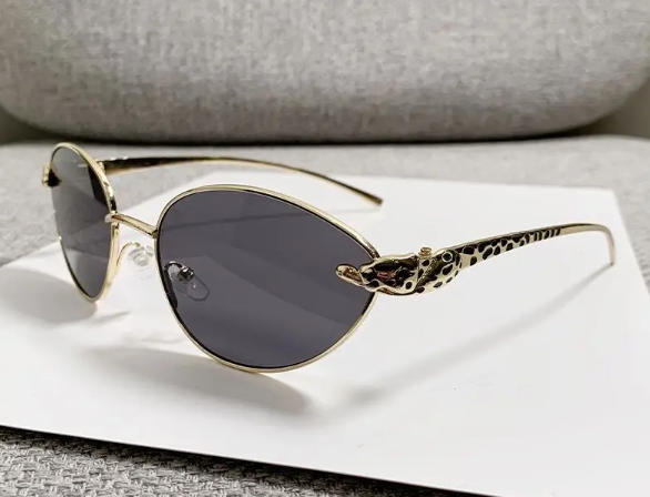 Casual Trendy UV Protection High-end Polarized Look Thin Round Face Sunglasses - Image 3