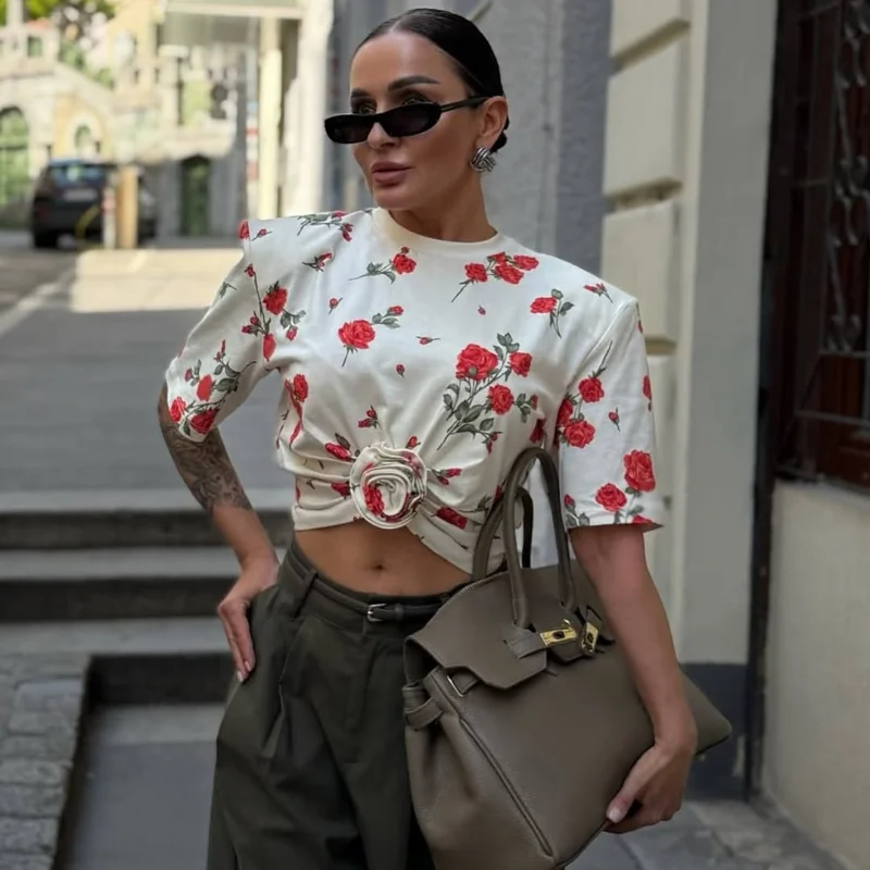 Chic Short-sleeved 3d Flowery Waist-leaked Round Neck Shoulder Loose T-shirt - Image 3