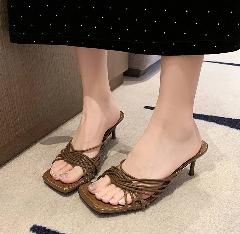 Concise Rubber Narrow Band Evening Square Heel Party Sandals - Image 3