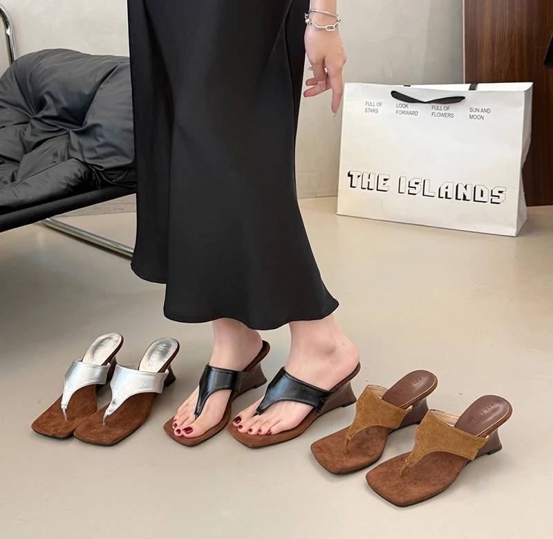 Concise Strange Heel Style Clip Toe Outdoor High Heels Sandals - Image 13