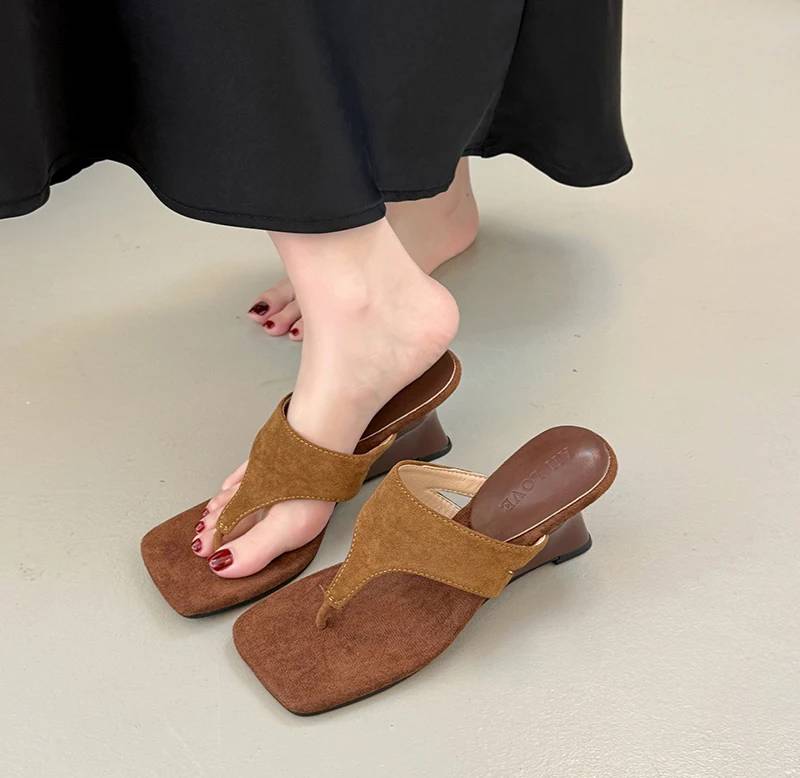 Concise Strange Heel Style Clip Toe Outdoor High Heels Sandals - Image 5