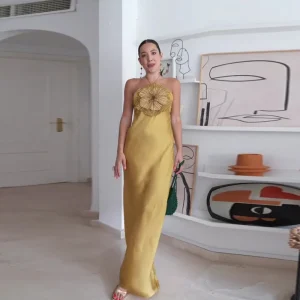 Elegant 3D Flower Halter Sleeveless Backless Mermaid Satin Dresses