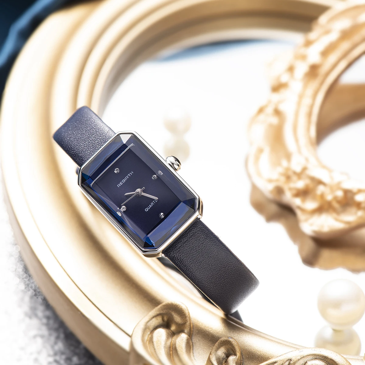 Elegant Alloy Leather Water-Resistance Numberless Versatile Quartz Watch - Image 3