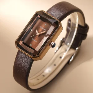 Elegant Alloy Leather Water-Resistance Numberless Versatile Quartz Watch