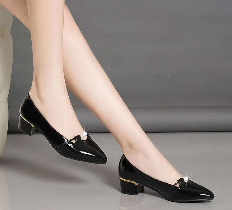 Elegant High Quality Pointed Toe With Medium High Heels Pumps - Image 15