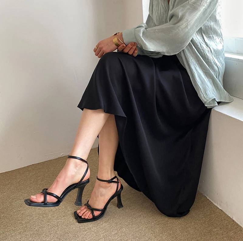 Elegant Buckle Strap Narrow Band Ankle Strap High Square Toe Heel Sandals - Image 2