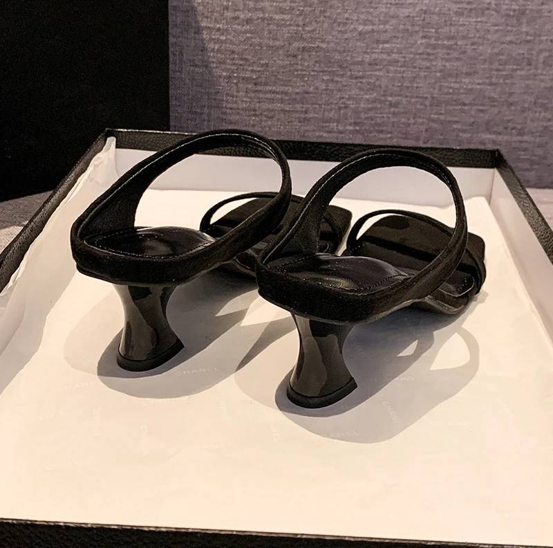 Classic Street Style Leopard Open Toe Slide Thick Square Heel Sandals - Image 7