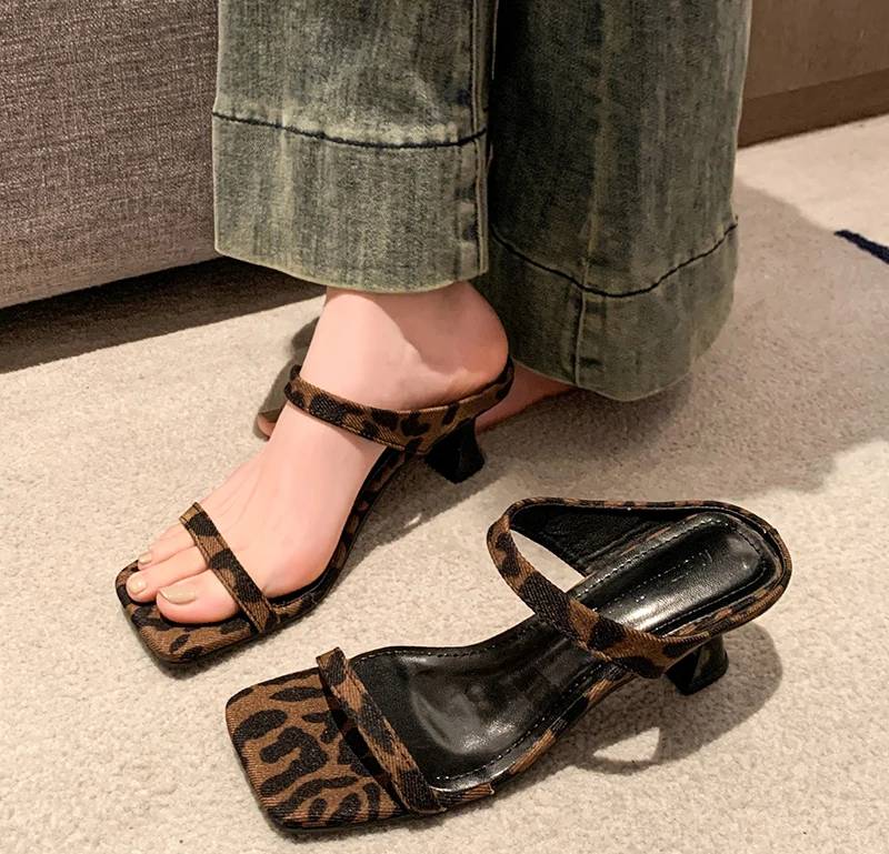 Elegant Street Style Leopard Open Toe Slide Thick Square Heel Sandals - Image 2