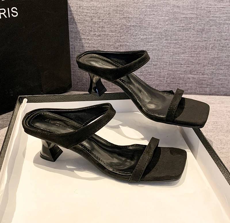 Classic Street Style Leopard Open Toe Slide Thick Square Heel Sandals - Image 6