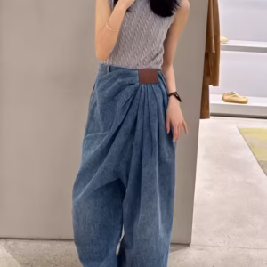 Fashionable Pleated Design Loose Floor Length Wide Leg Denim Pants