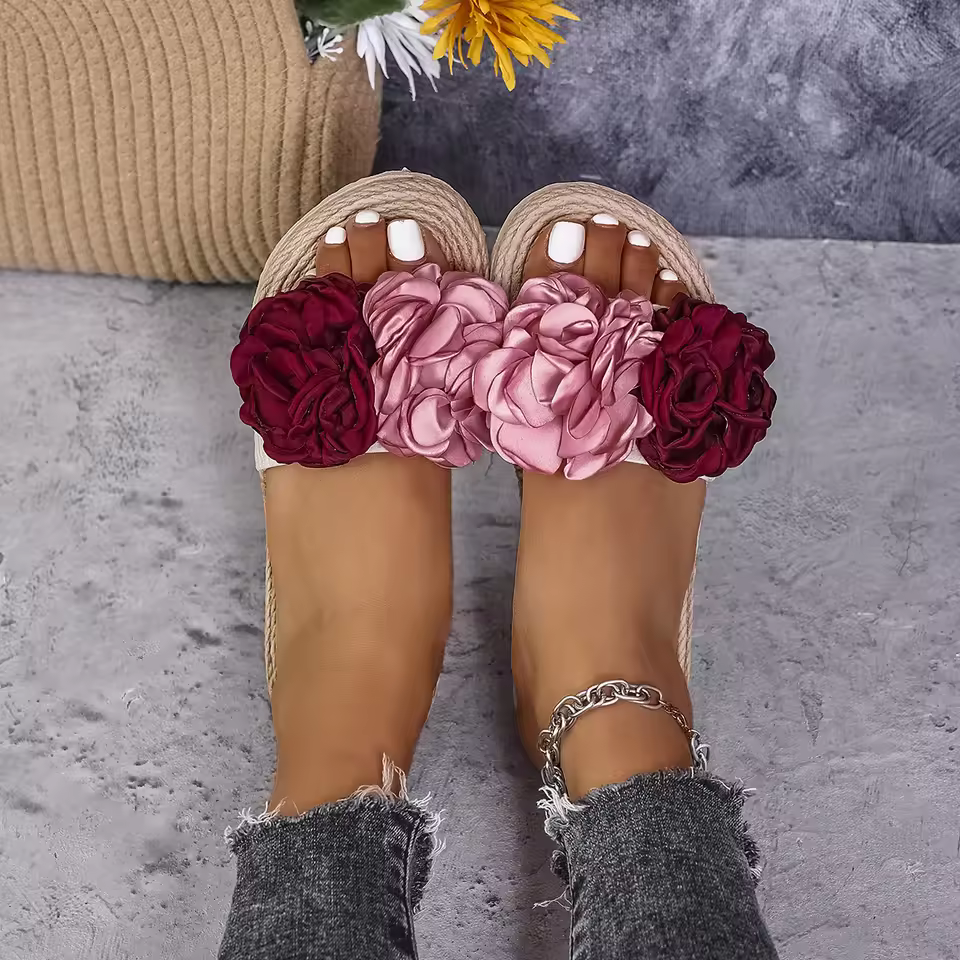 Flower Lightweight Beach Style Multi-Color Large Non-Slip Wear-Resistant Flat Slippers - Image 2