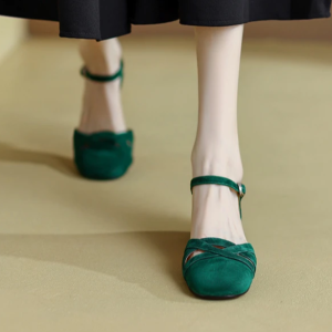 Luxury Comfort Round Toe Breathable Med Clear Heels Sandals