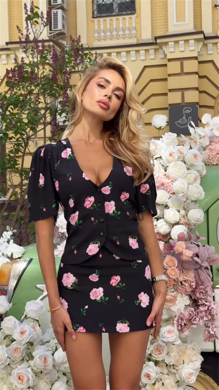 Luxury Elegant Printed V-Neck Cardigan Top High Waisted Skirt Set - Image 5