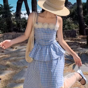 Plaid Style Two-Piece Floral Camisole Top Paired With Mesh Patchwork Irregular Skirt Set