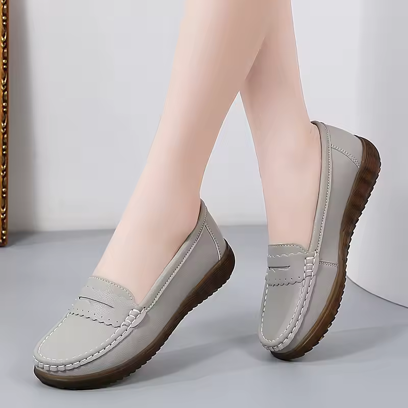 Soft Rubber Round Toe Genuine Leather Flats Platform Slip On Loafers