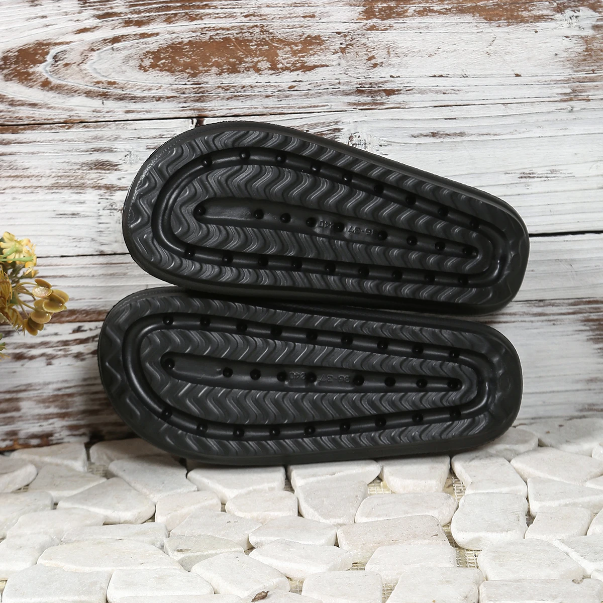 Sweet Flower Versatile Comfort Soft Flat Thick Sole Beach Style Slippers - Image 6