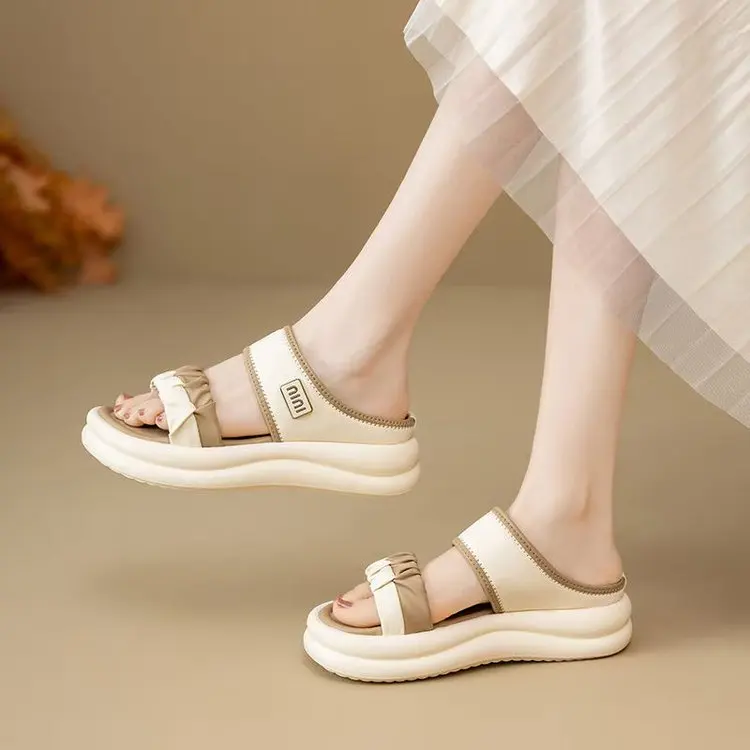 Textured Straps Elastic Band Minimalist Chunky Sole Comfort Platform Sandals - Image 3
