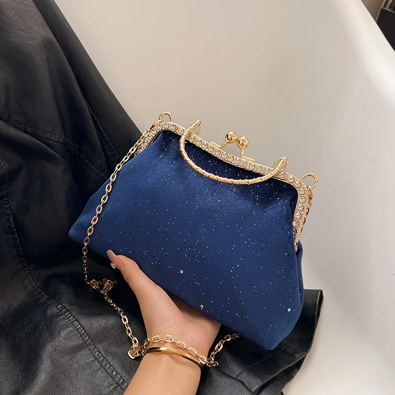 Vintage Designer With Chain Bags Lock Shell Clip Retro Evening Handbags - Image 8