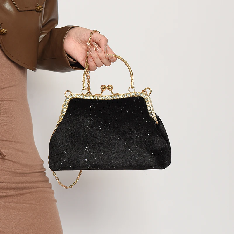 Vintage Designer With Chain Bags Lock Shell Clip Retro Evening Handbags - Image 40