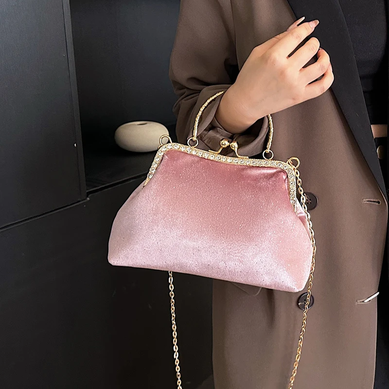 Vintage Designer With Chain Bags Lock Shell Clip Retro Evening Handbags - Image 33