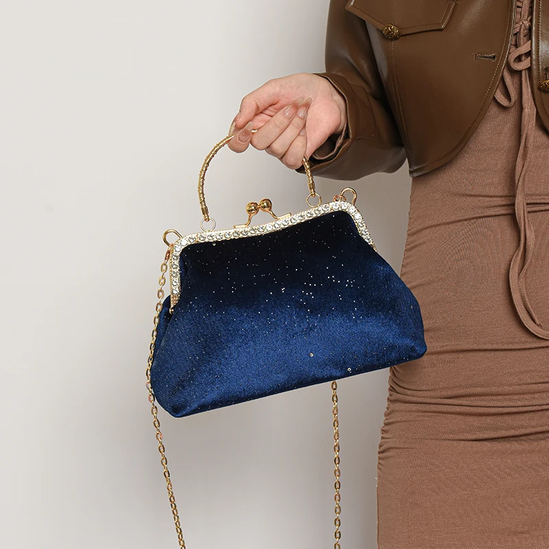 Vintage Designer With Chain Bags Lock Shell Clip Retro Evening Handbags - Image 5