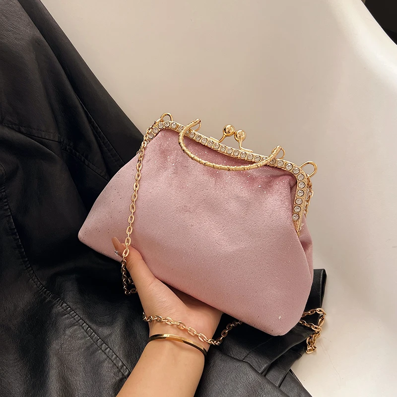 Vintage Designer With Chain Bags Lock Shell Clip Retro Evening Handbags - Image 35