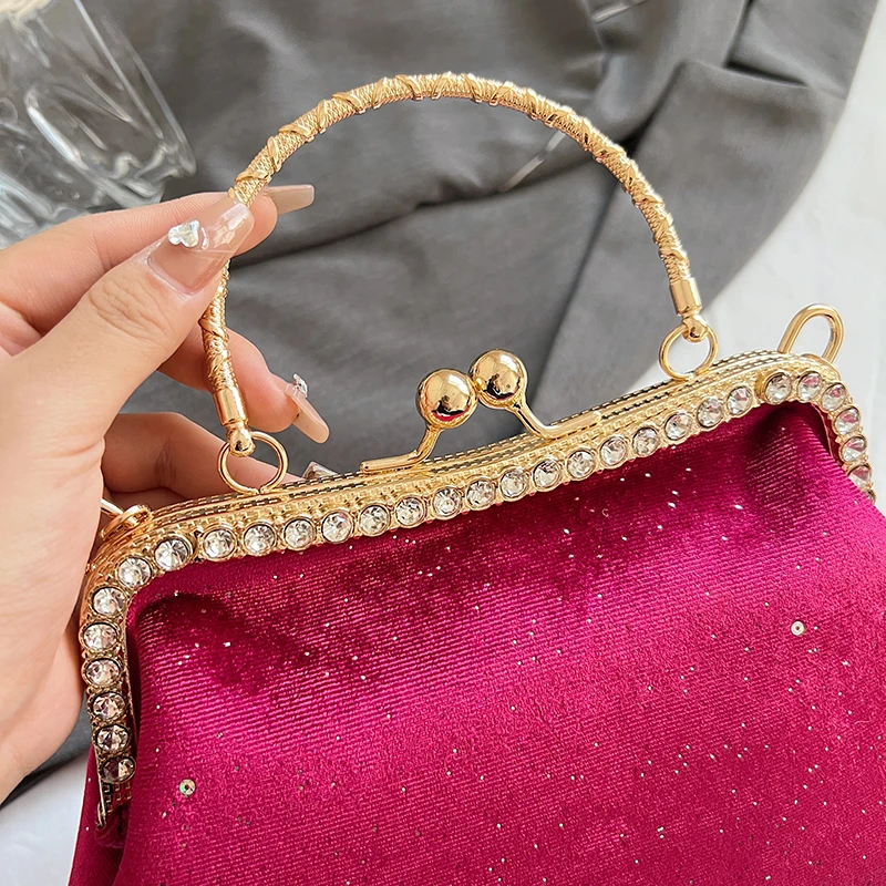 Vintage Designer With Chain Bags Lock Shell Clip Retro Evening Handbags - Image 24