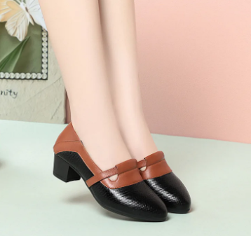 Vintage Knit Pointed Toe Shallow Mouth Soft Leather Loafers - Image 3